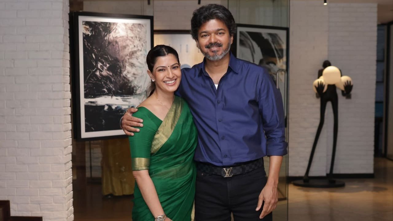 After Meeting Vijay, Varalaxmi Sarathkumar Recalls A Prediction She Made On Sarkar Sets