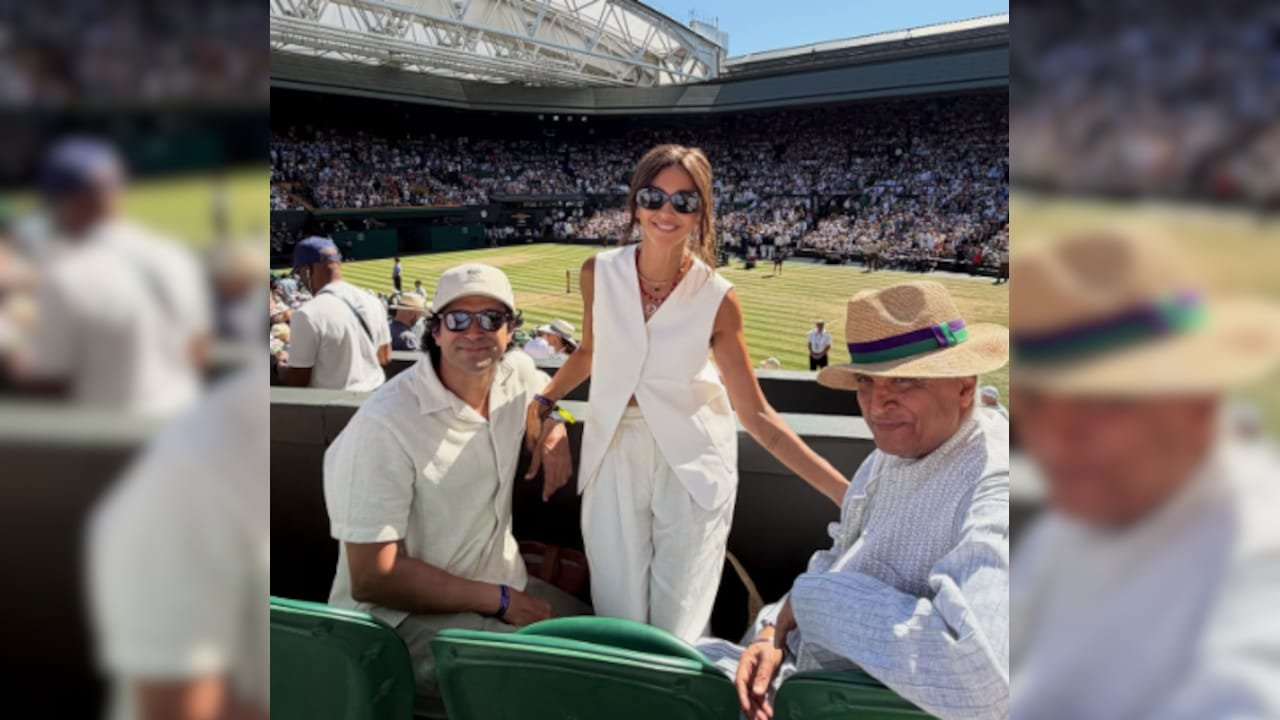 Shibani Dandekar's 'Third Wheeling' The Akhtars At Wimbledon Goes Viral: 'Heart Is Full'