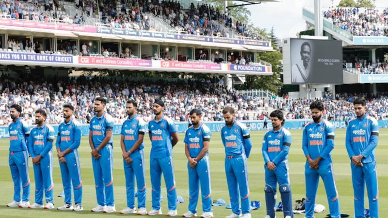 Why India And England Players Observed Silence, Wore Black Armbands During 3rd ODI?