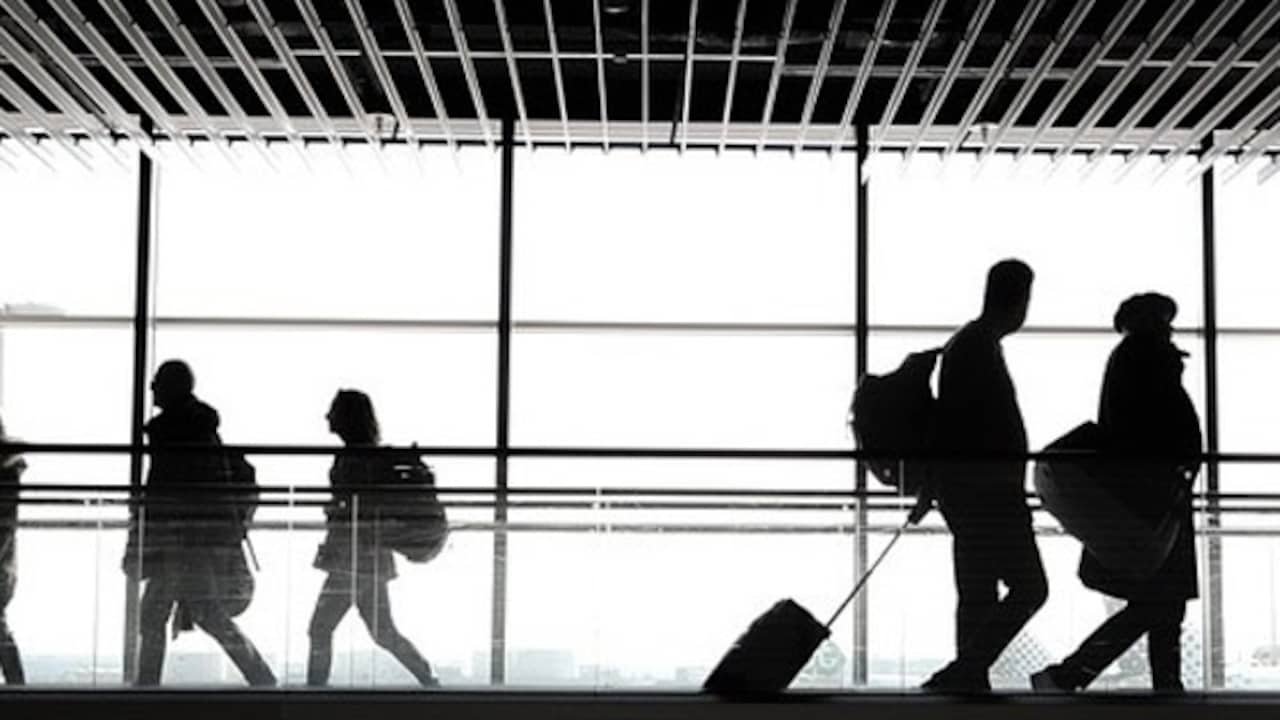 Canada Defies UN Advice, Bans Visitors From Congo Amid Ebola Outbreak