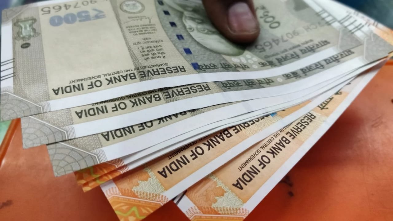 Banks Optimistic On FCNR-B Deposits Despite Lagging Inflows Due To Sept. 30 Deadline Rush Expectations