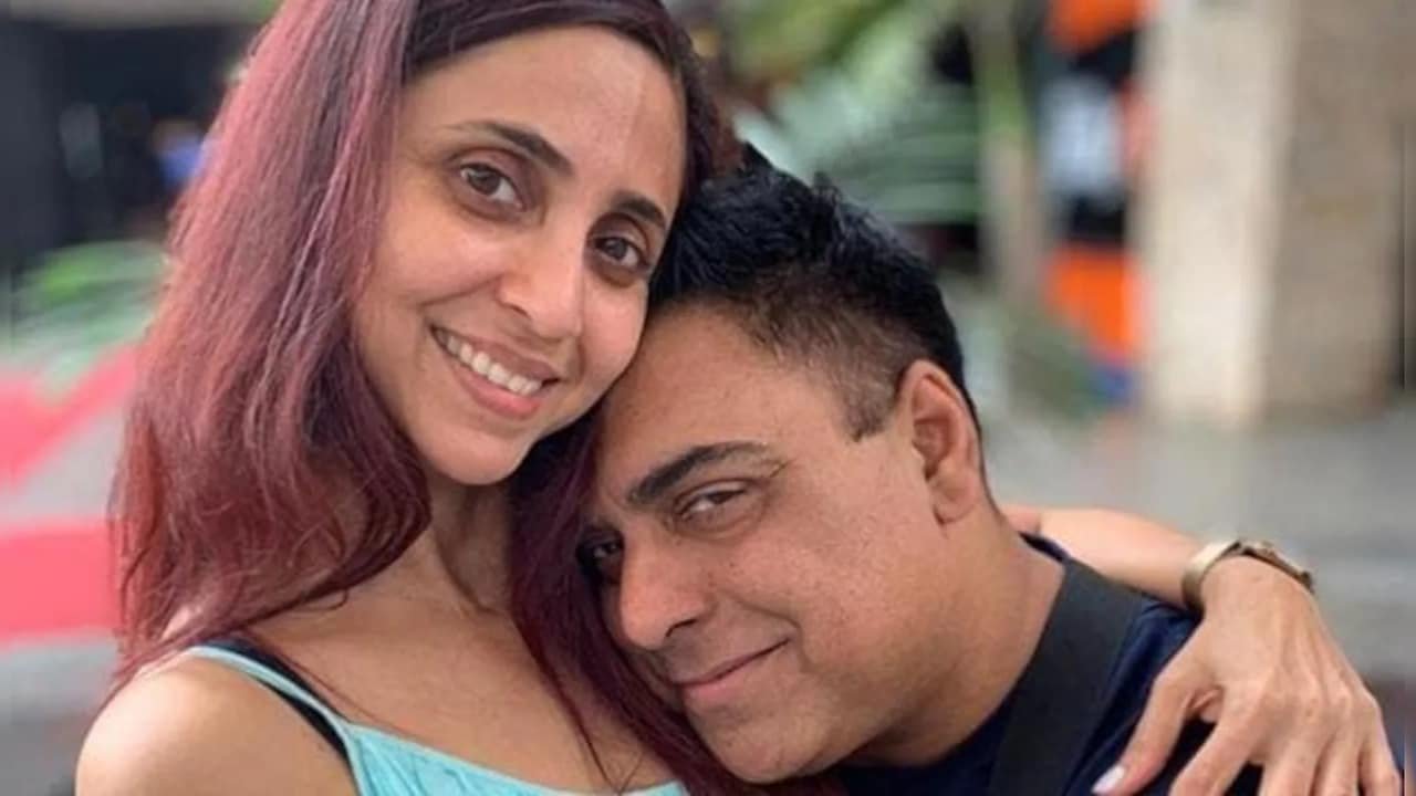 'He Is Not Sleazy': Gautami Kapoor Defends Husband Ram Kapoor Amid Shreya Kalra Kissing Row