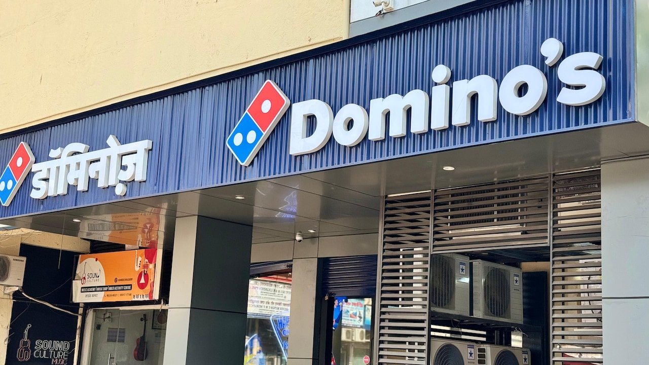 Domino's Pizza Shares Pop 9% As Q2 Revenue Tops Estimates