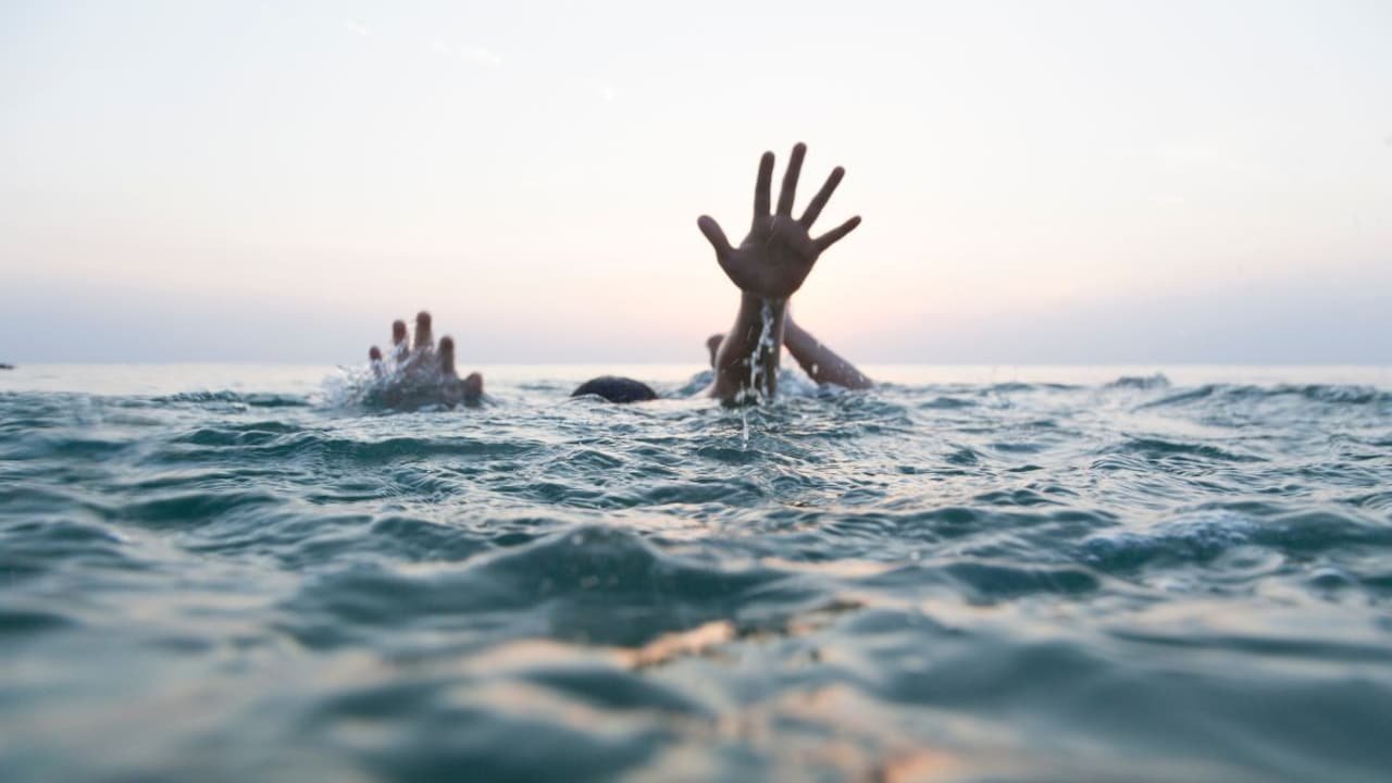 5 Killed In Apparent Mass Drowning In Ohio River In US