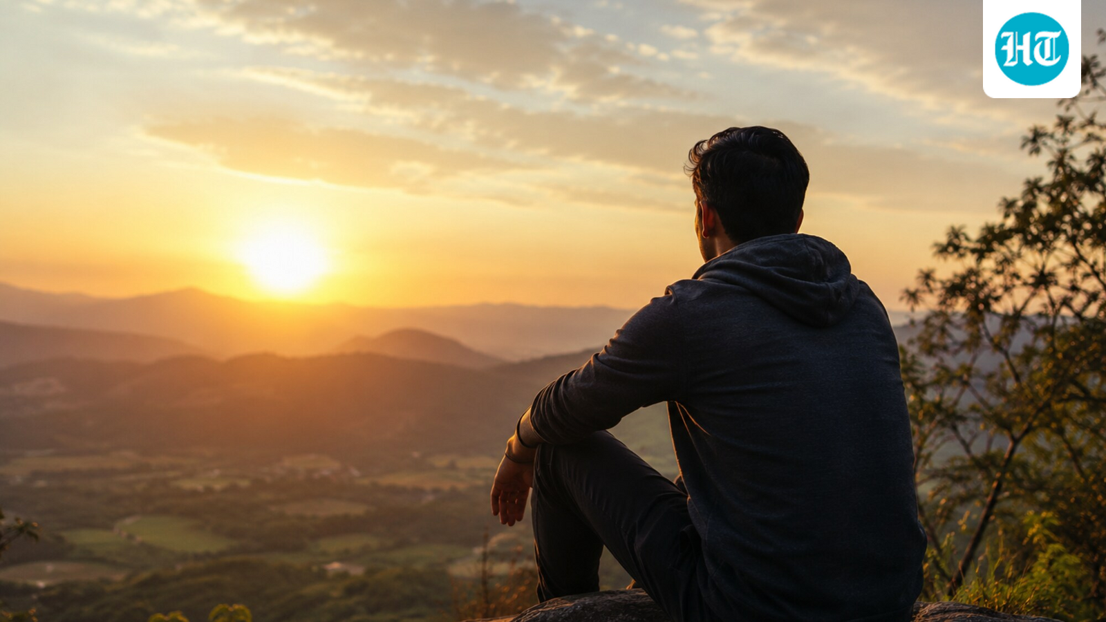 ‘I don't own a house or car': 35-year-old says he's happier than ever, internet agrees