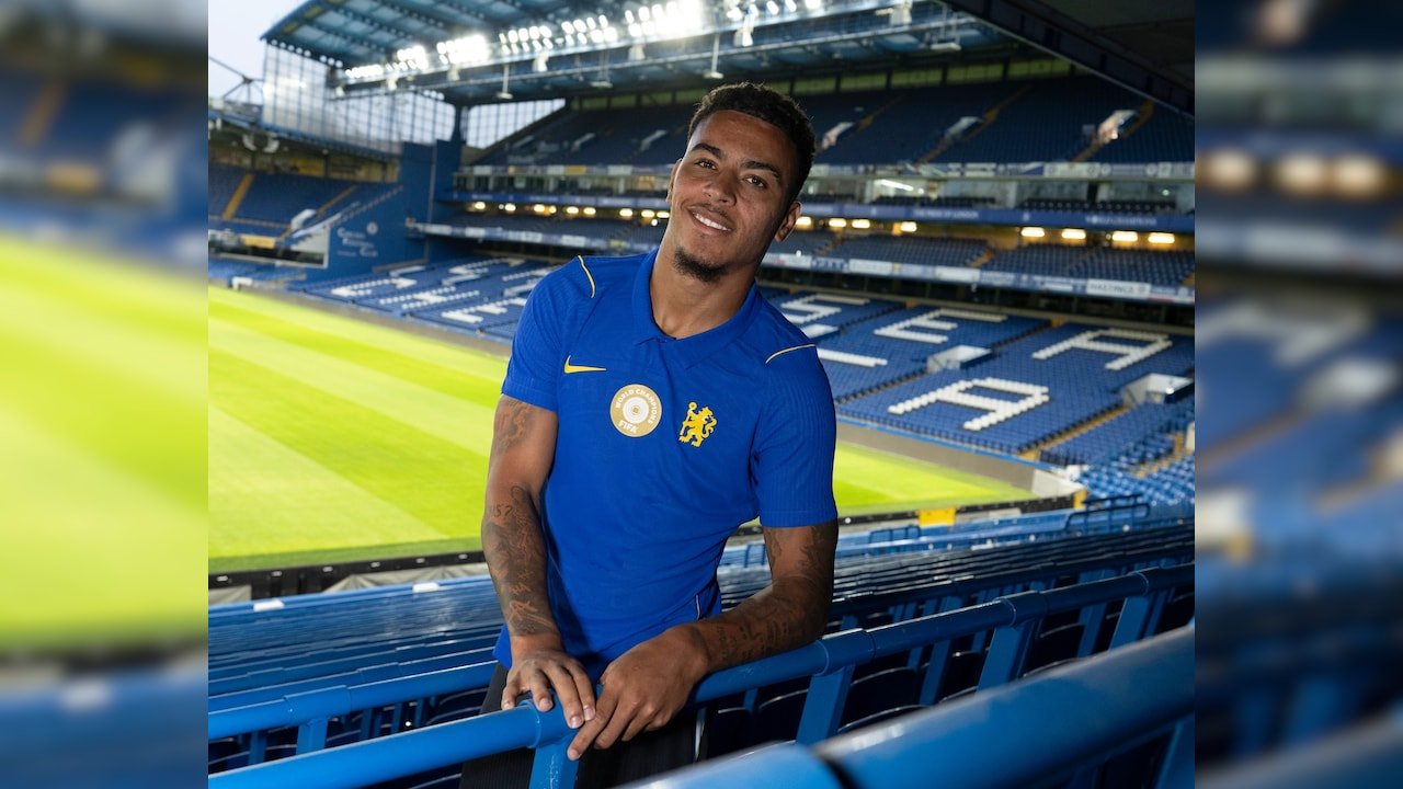 Chelsea Sign Morgan Rogers From Aston Villa For Reported UK Record Fee