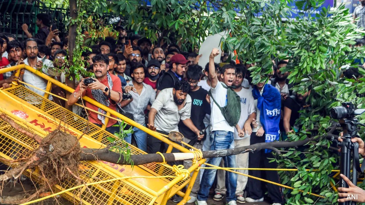 Woman, 21, Injured At Delhi CJP Protest Taken Off Ventilator, Is Stable: Doctors