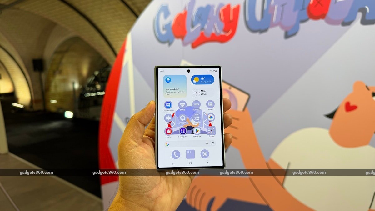 Samsung Galaxy Z Fold 8 First Impressions: The Passport-Style Redesign Changes Everything