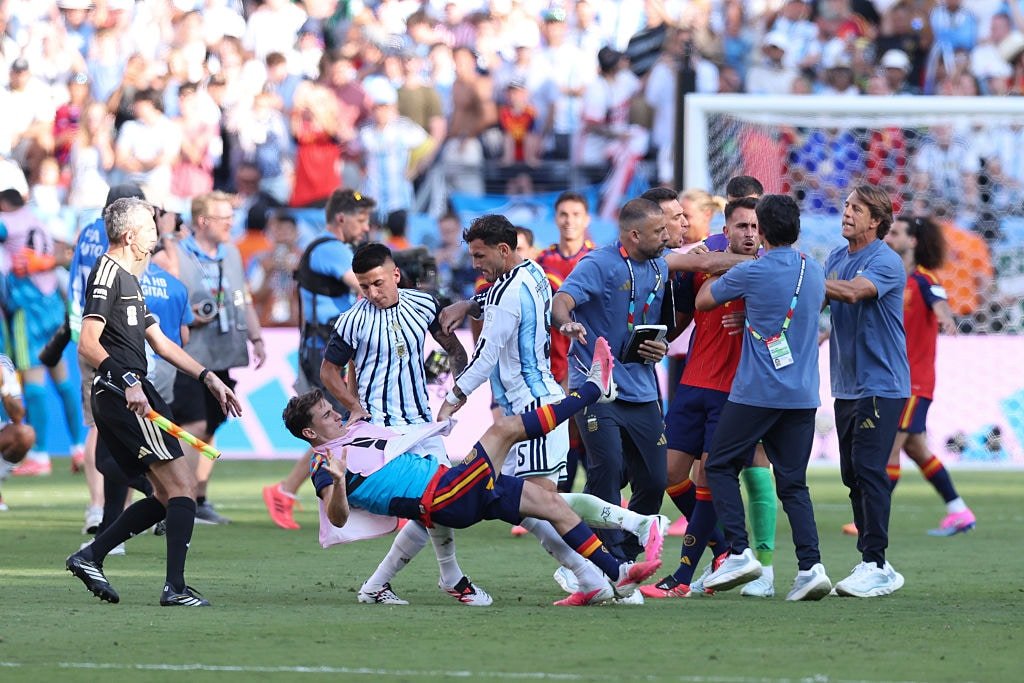 Argentina Coach Reveals Why He 'Punched' Spain Star After World Cup Final