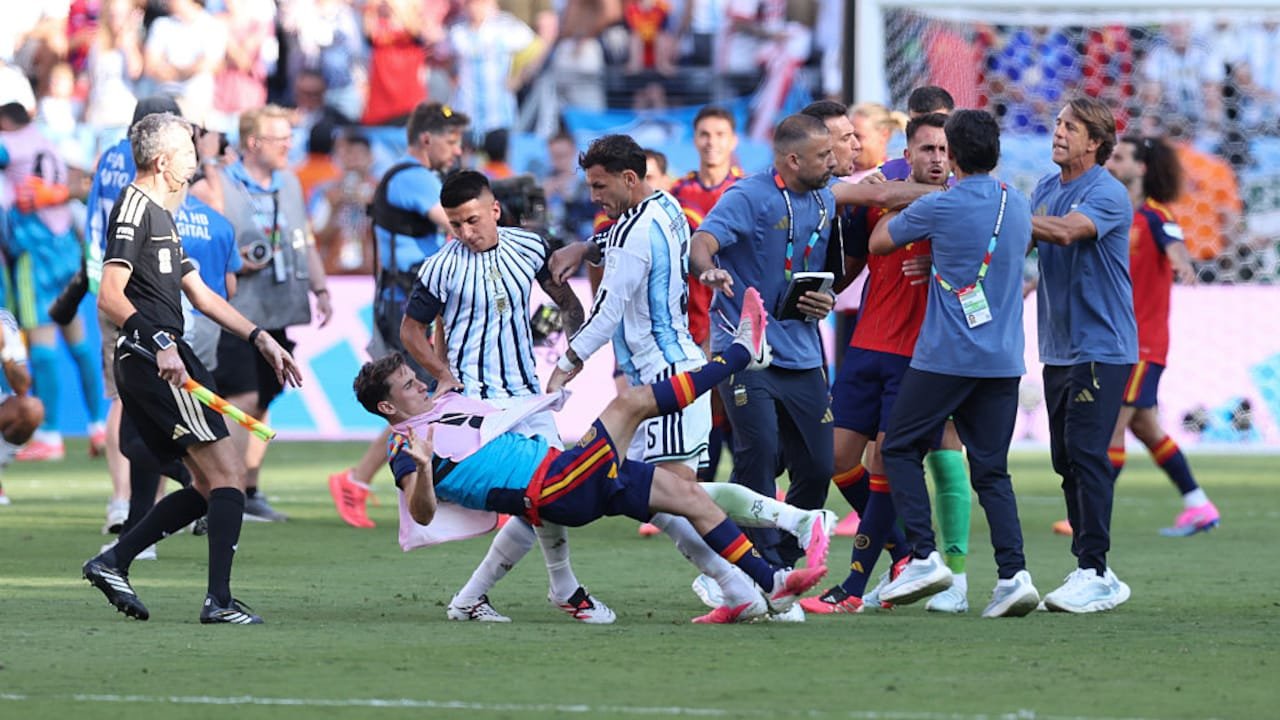 Argentina Coach Reveals Why He 'Punched' Spain Star Dani Olmo After World Cup Final