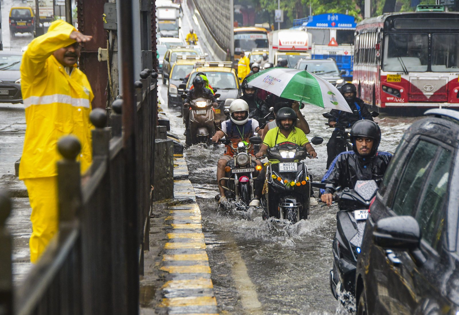Mumbai Rains Live Update: Heavy Rains Lash Mumbai, Thane; Modak Sagar Lake Overflows