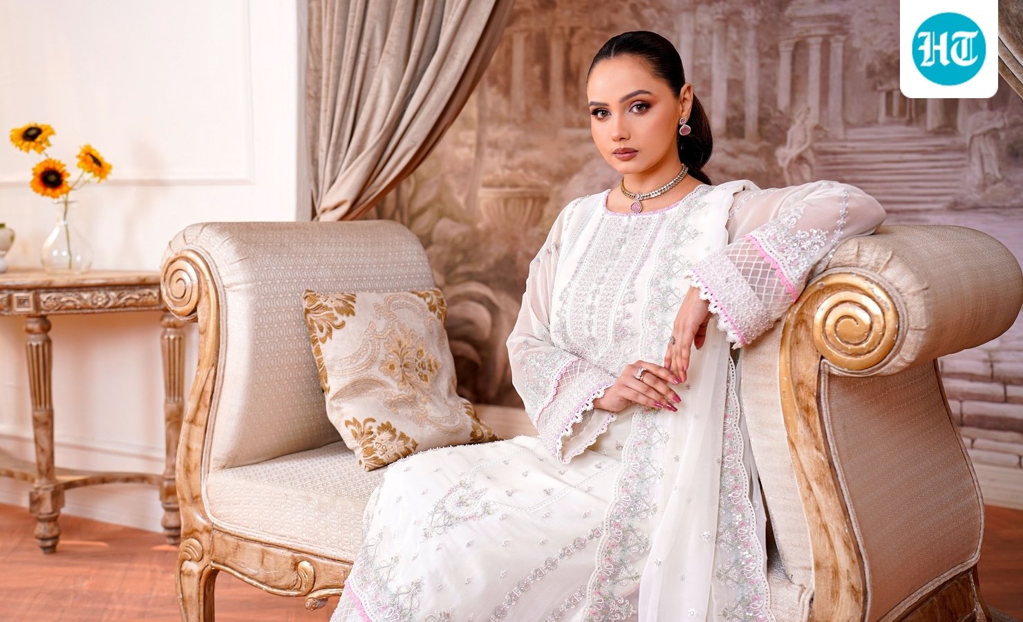 10 white kurta sets that look effortlessly elegant; Stylish picks for women