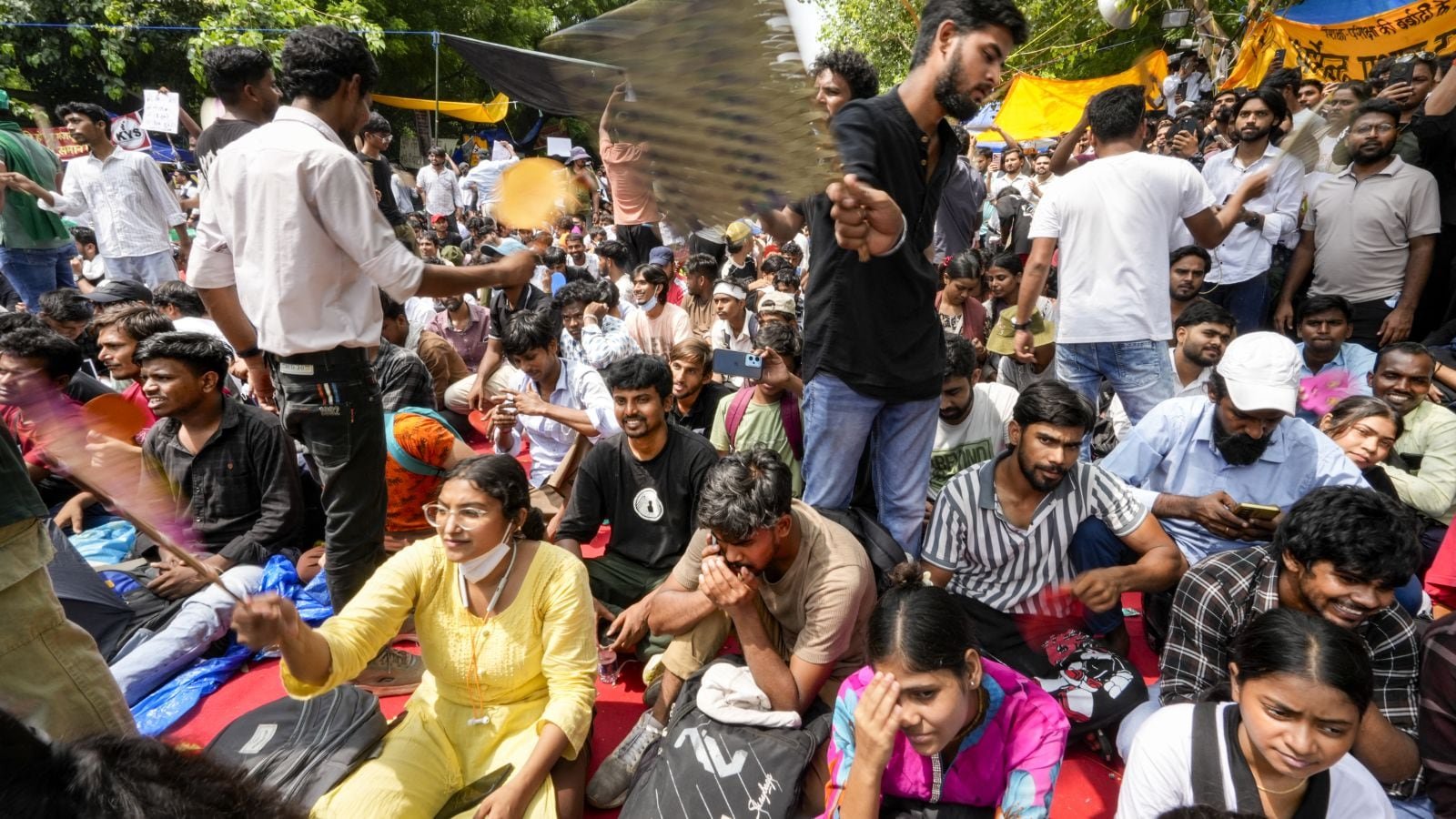 LIVE: Talks Between Members Of Cockroach Janta Party, Centre Conclude