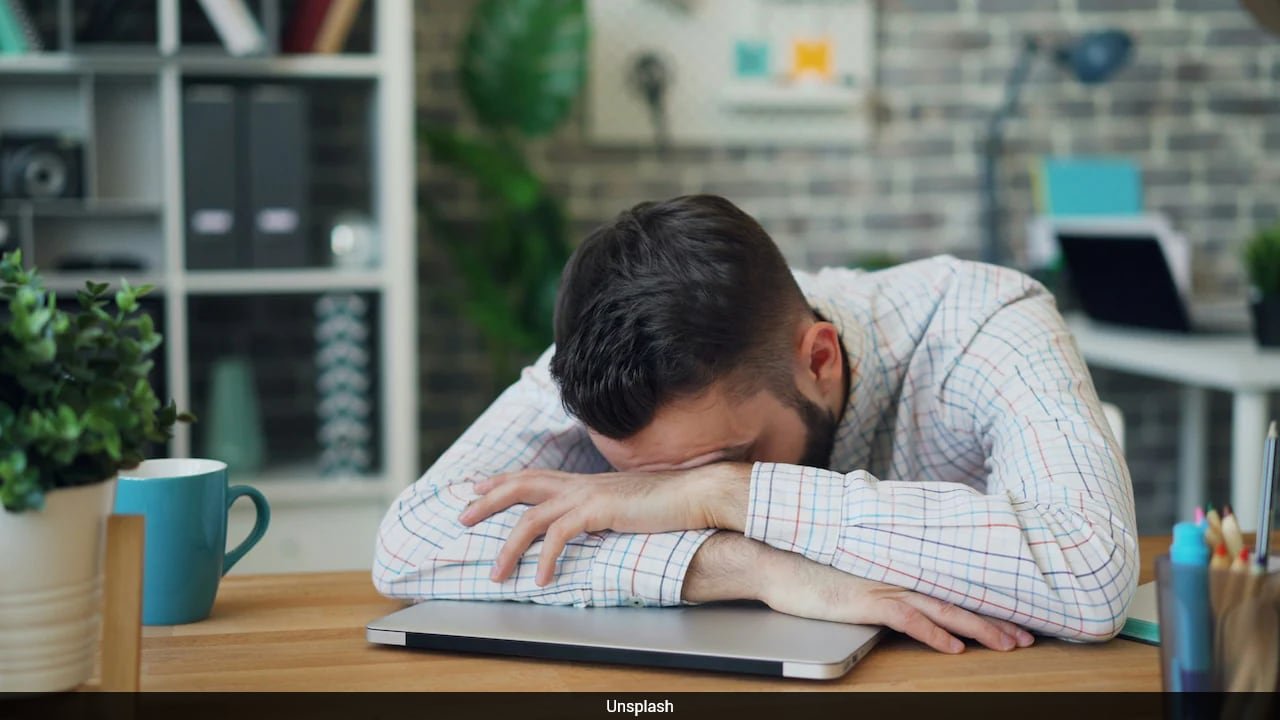 Manager Asks Employees To Justify Every Hour Of Their 40-Hour Work Week