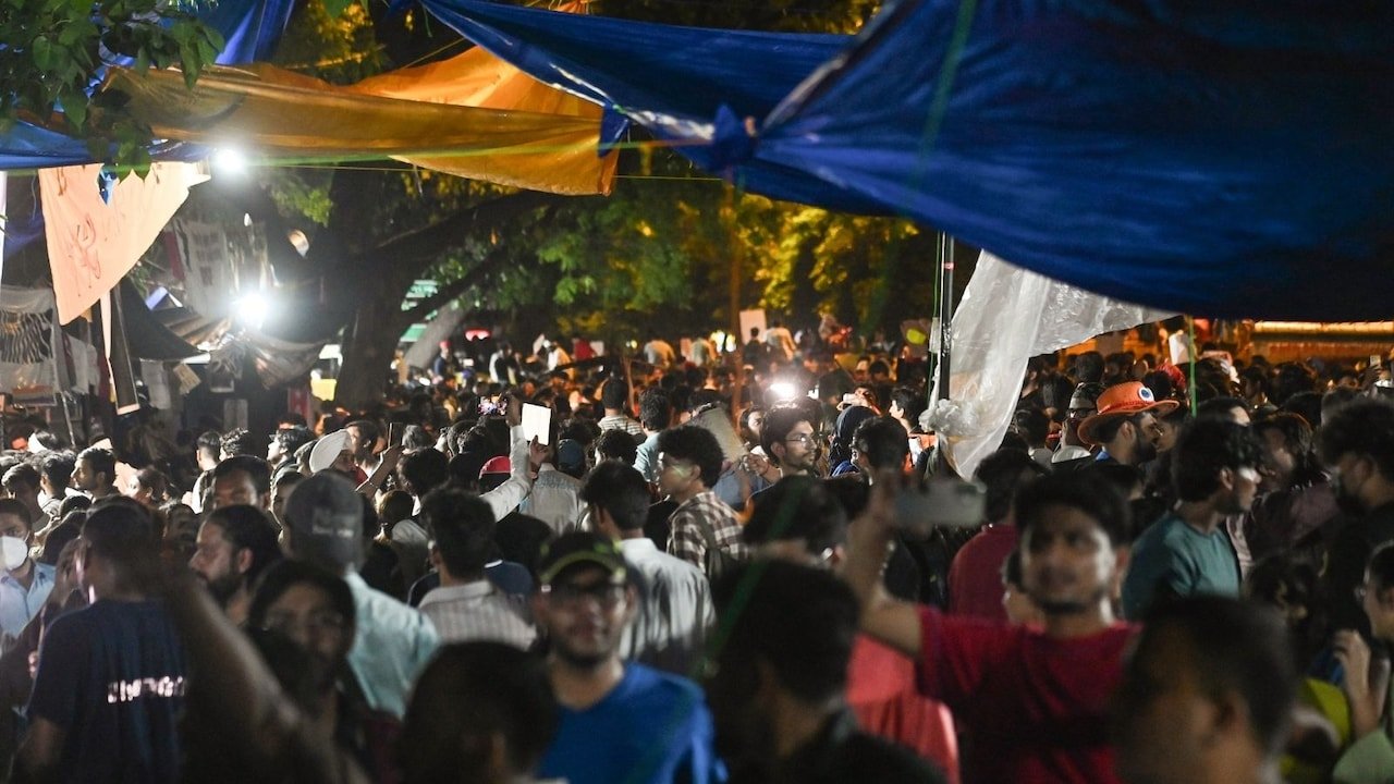 At Jantar Mantar, A Pure Spectacle Of Democracy And Youth Power In Motion