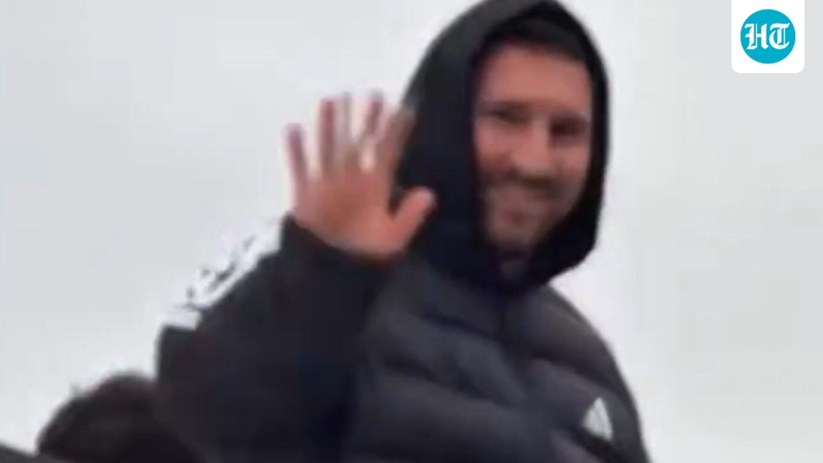 Lionel Messi makes first public appearance after World Cup final loss, quiet moment in Rosario quickly grabs attention