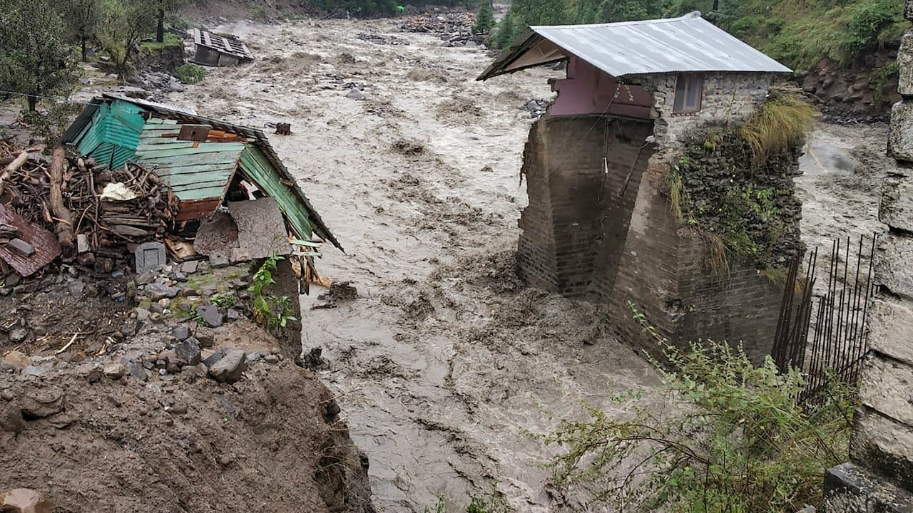 Thane Flash Flood: Five Tourists Swept Away; One Dead, One Missing In Maharashtra's Shahapur