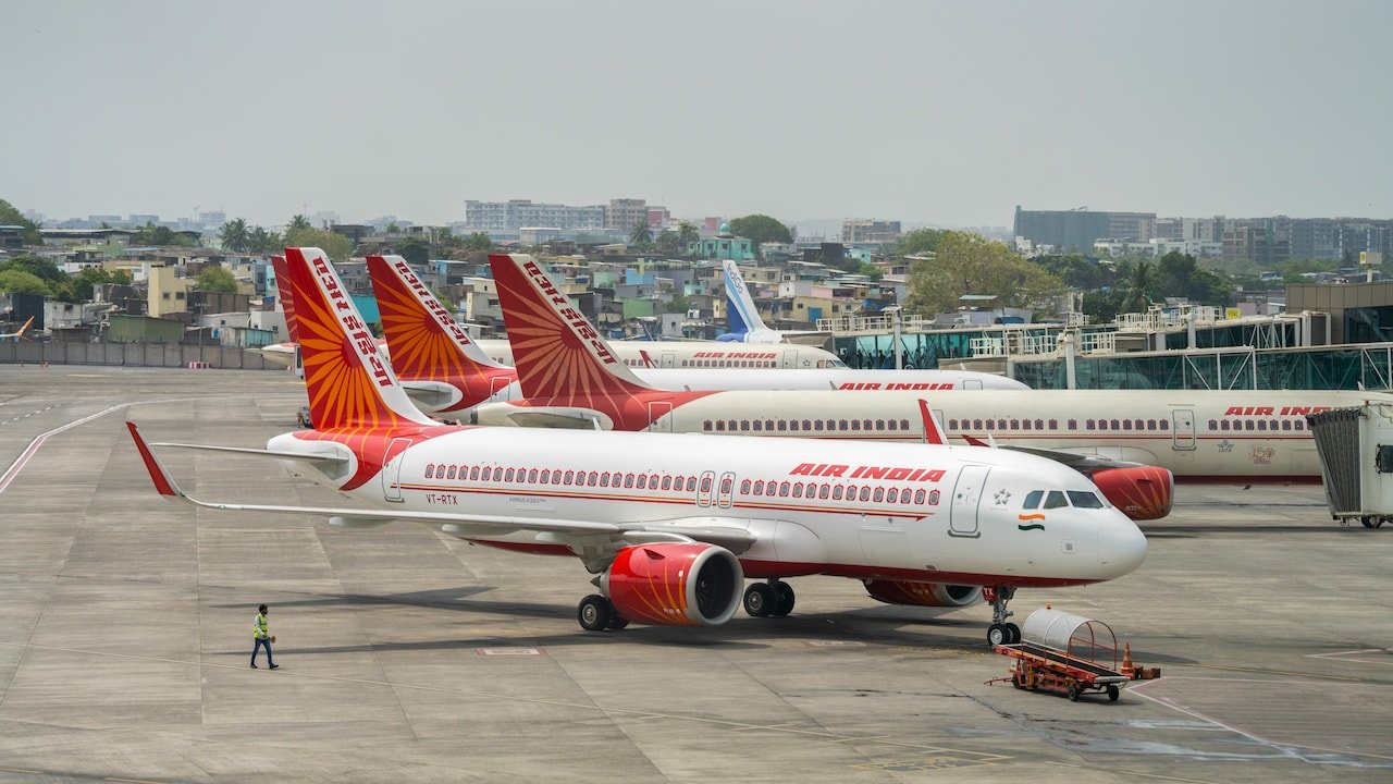 Air India Modifies Boeing 787 Dreamliners After FAA Directive On Door Handle Issue