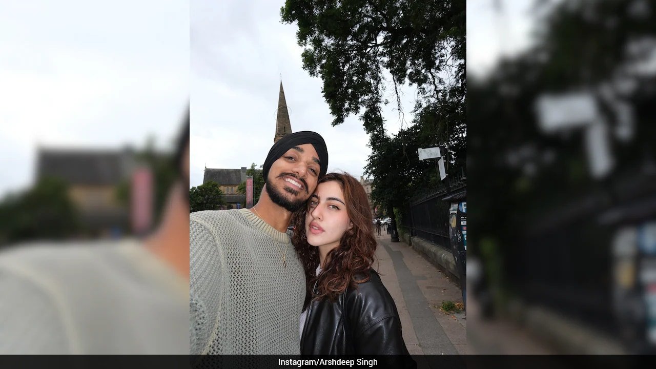 Arshdeep Singh's 2-Word Post All But Confirms Relationship With Samreen Kaur