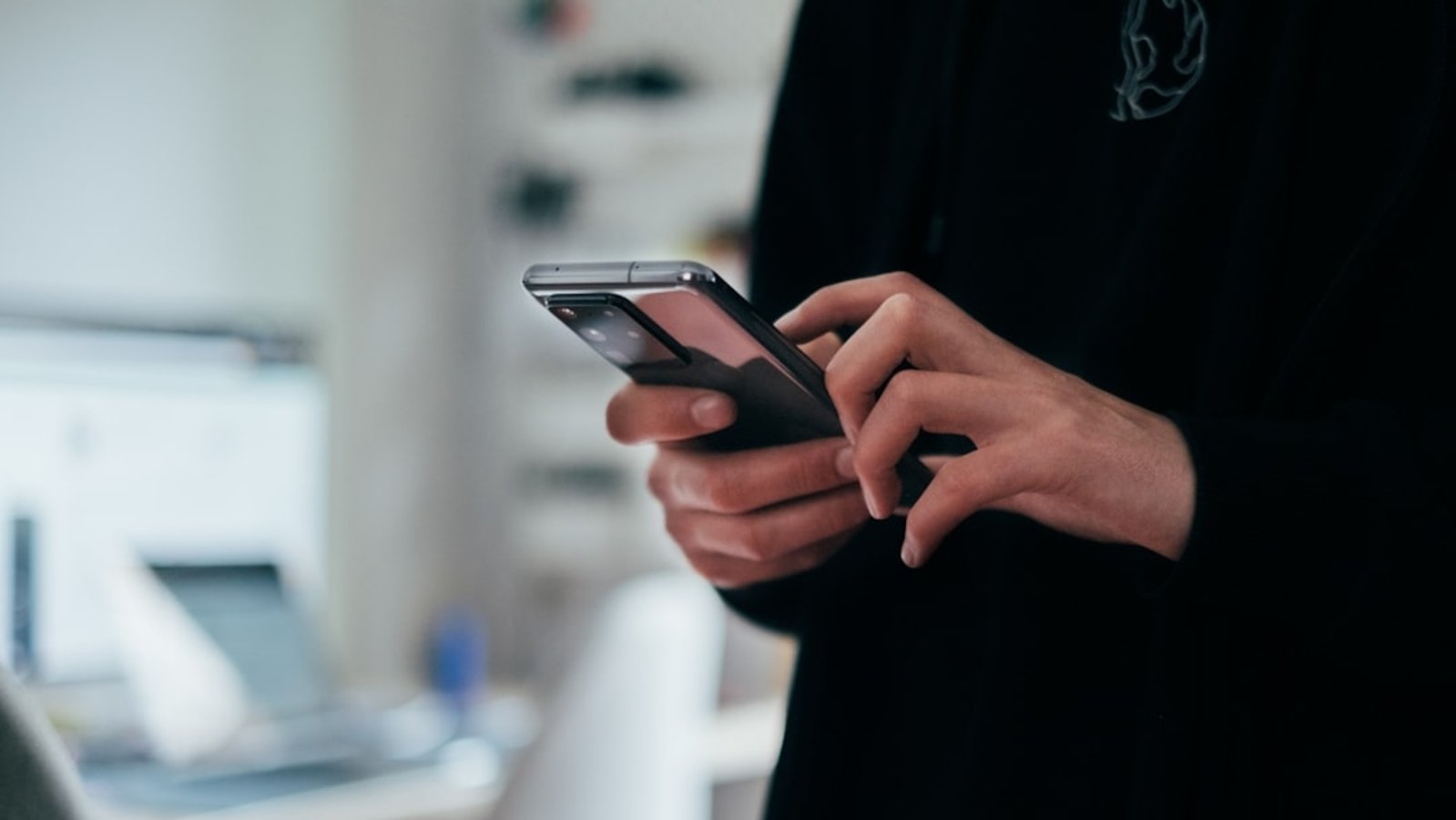 After T-Mobile outage, Mint Mobile service goes down for thousands; users report SOS mode