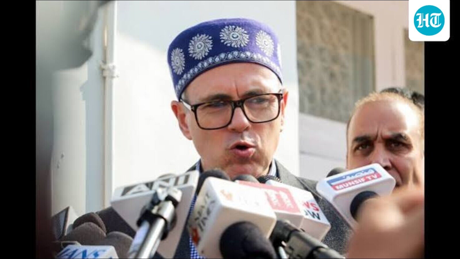 Omar slams Mehbooba over violence against Kashmiris remark, seeks apology