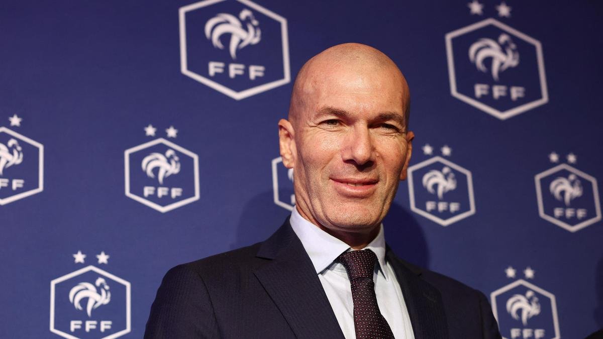 France hires former soccer great Zinedine Zidane as men''s national team coach