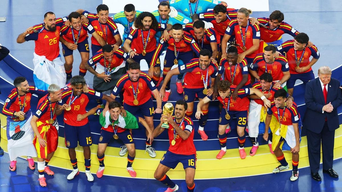 FIFA World Cup Final: Spain chokes Messi and Argentina to lift second title, rides on Torres’ winner