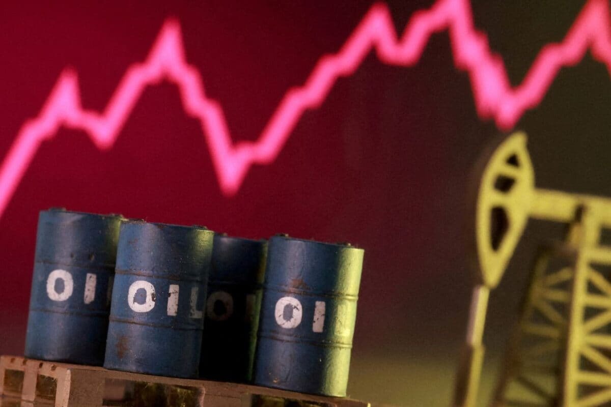Oil Jumps Past $100 For First Time Since May As Houthi Red Sea Attacks Rattle Markets