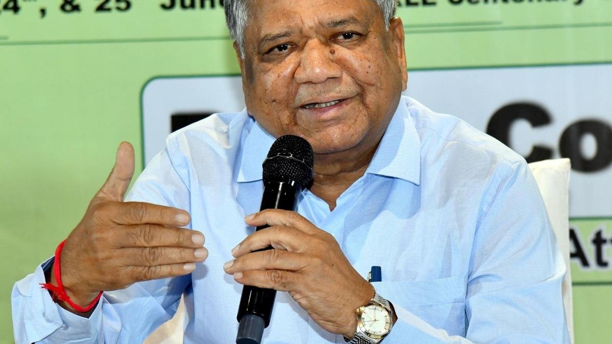 Belagavi: Jagadish Shettar urges Union government to begin work on ring road