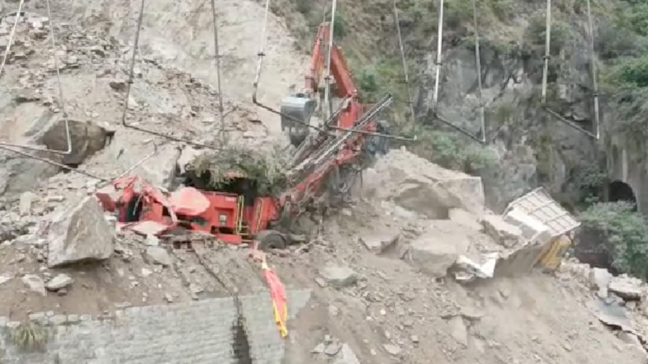 22 Killed In Failures Across 48 National Highway Projects Since 2021: Centre