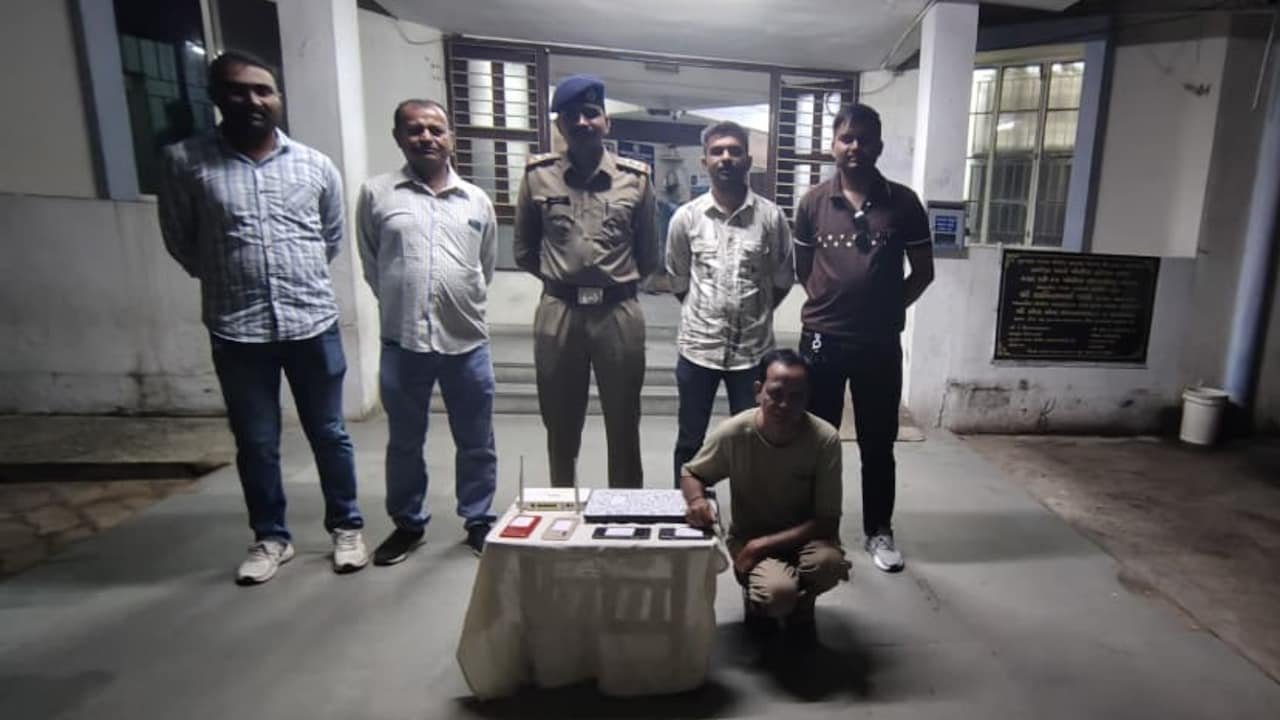 Illegal Call Centre Busted In Ahmedabad. It Scammed Americans With Fake Loans