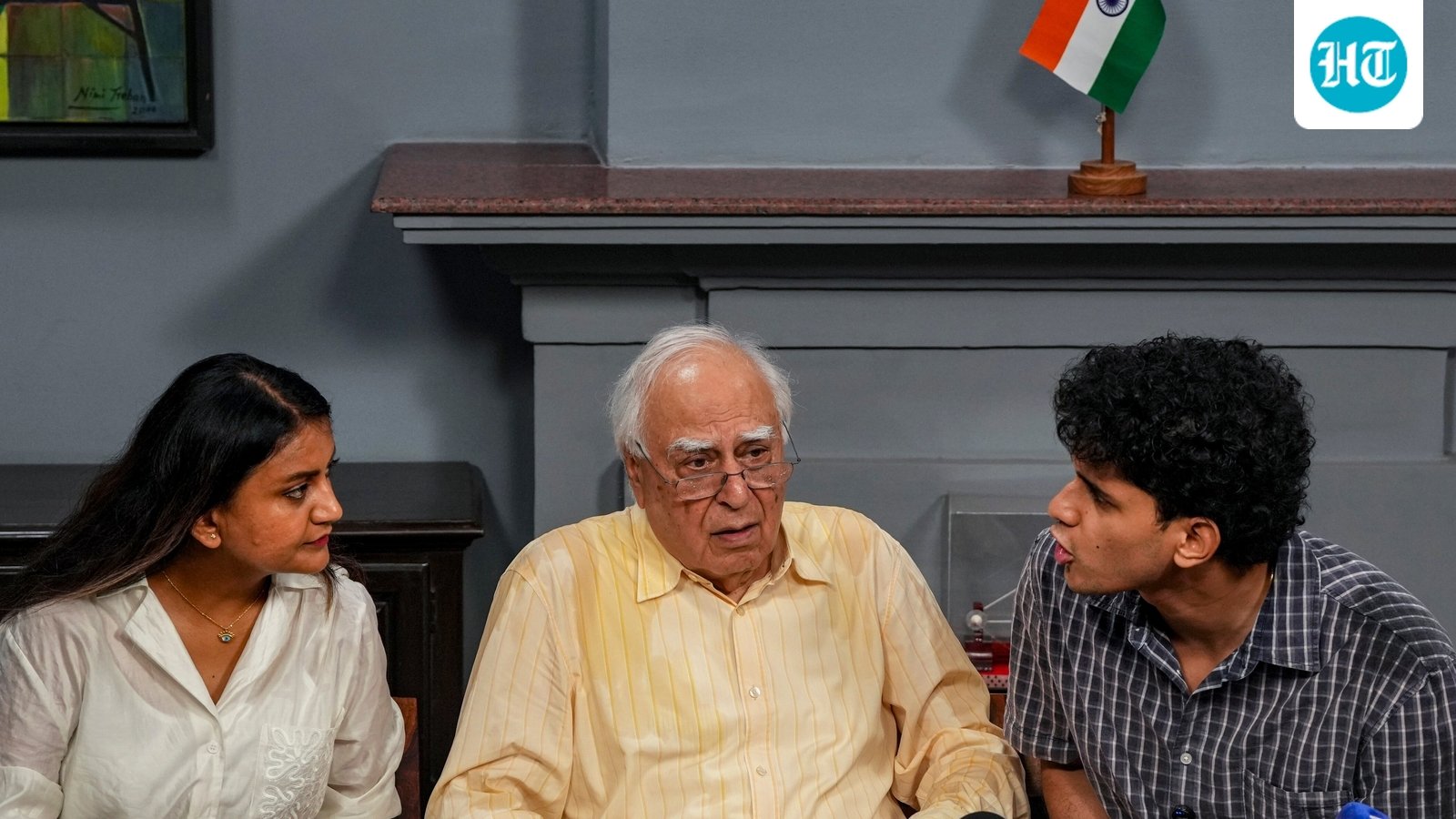 Mother of teen girl who abused PM Modi upset as 'FIR not withdrawn' despite apology, claims CJP