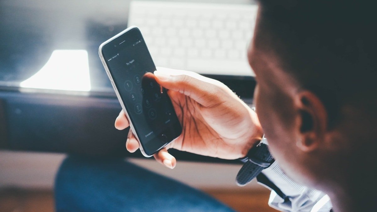 GrapheneOS Explained: Why This Privacy-Focused Mobile OS Is Gaining Attention