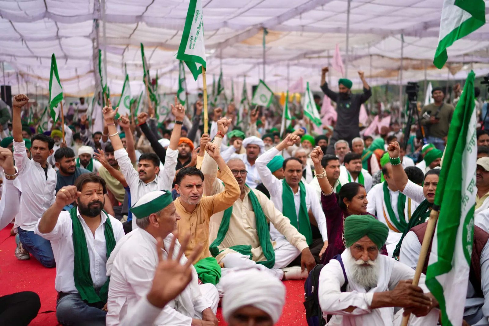 SKM to restart farmers' protests at 100 locations, including Delhi, from November 26