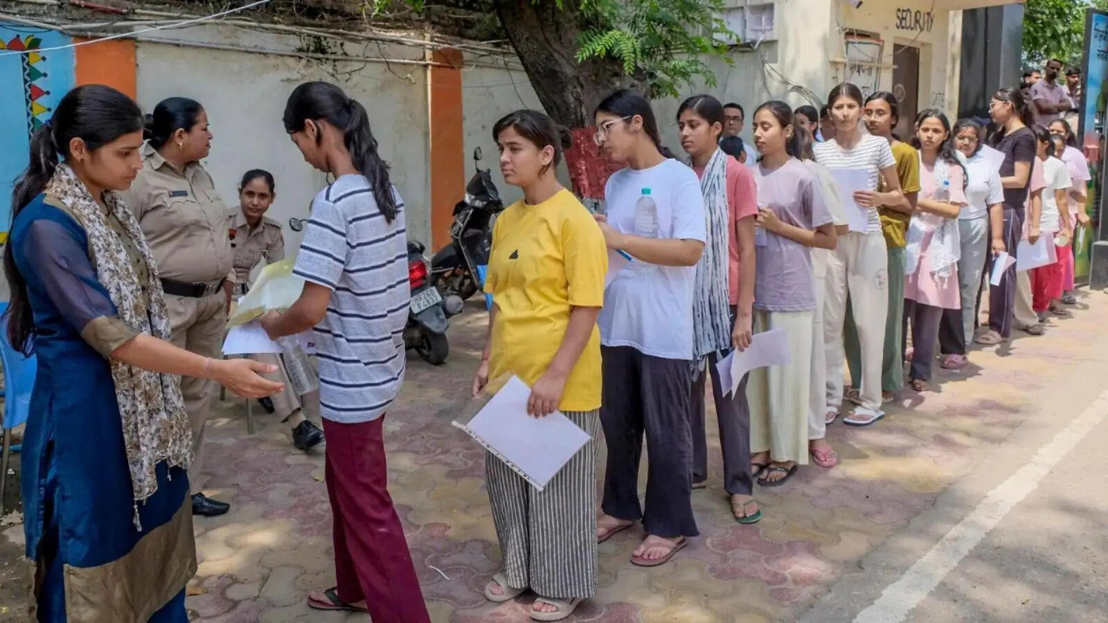 'Want to place NEET question paper safeguards on record': Centre tells SC