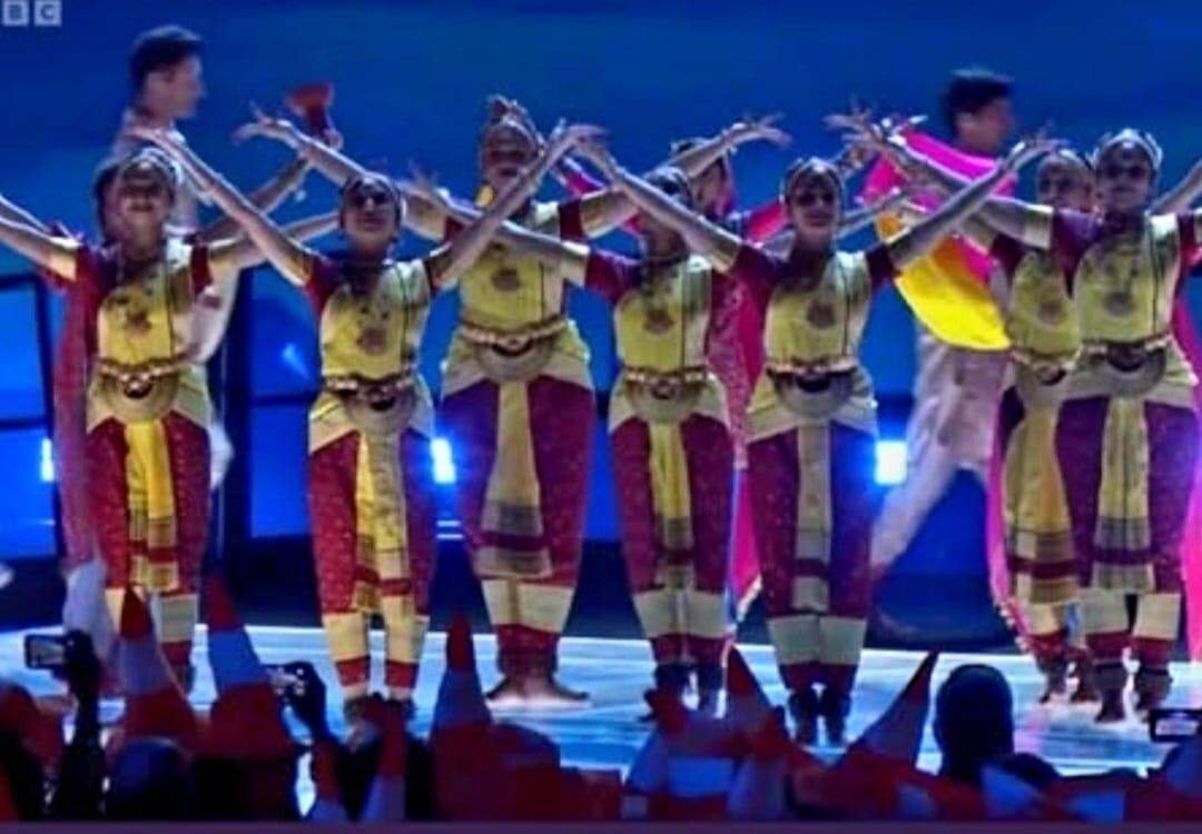 Lucknow sisters dance their way to glory at Glasgow CWG closing ceremony