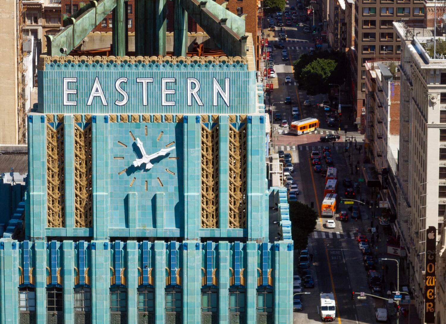 House votes to make daylight saving time permanent. Would California go along with it?