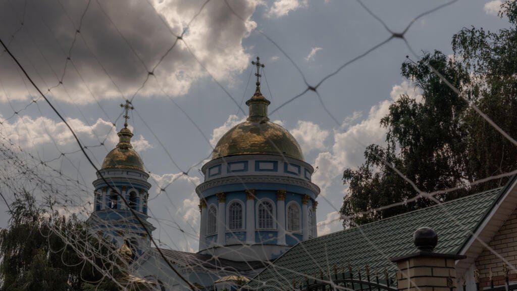 Russian strikes target Ukraine's Kharkiv and Sumy regions, killing at least six