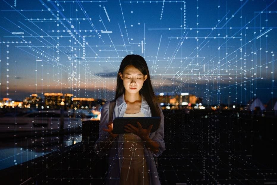 Why Network Intelligence Will Define The Next Generation Of Sales, Hiring And Fraud Detection