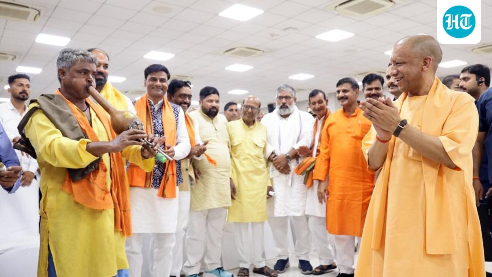 Yogi promises welfare of nomadic communities under new board