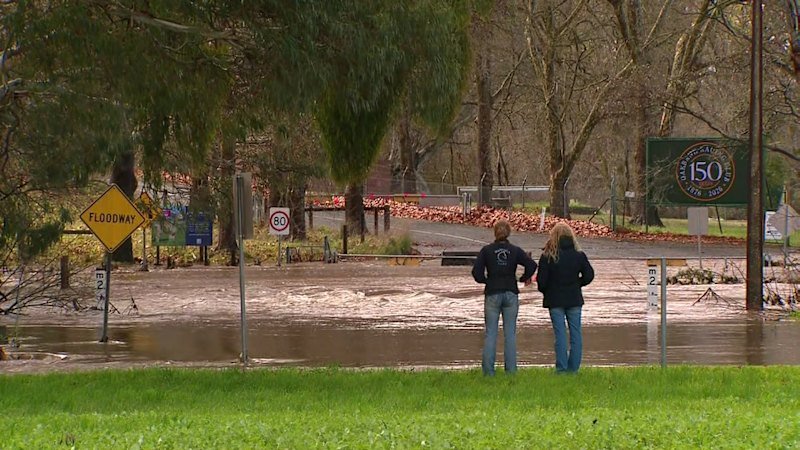Powerful cold front to bring heavy rain and dangerous winds
