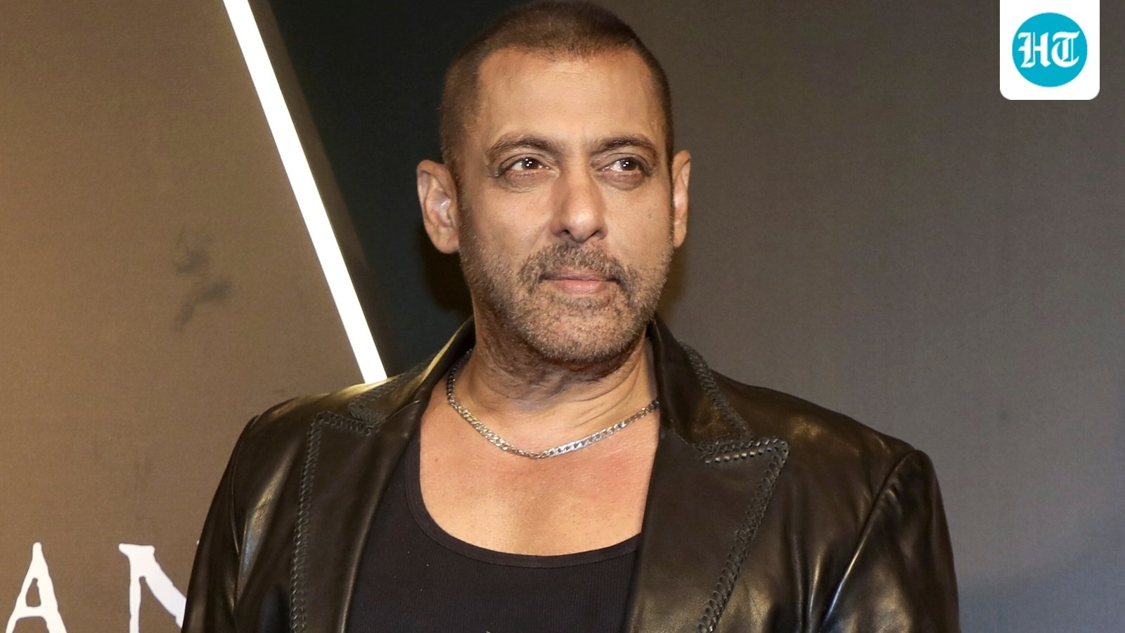 Mumbai Police constable guarding Salman Khan's residence dies of suspected heart attack: Report