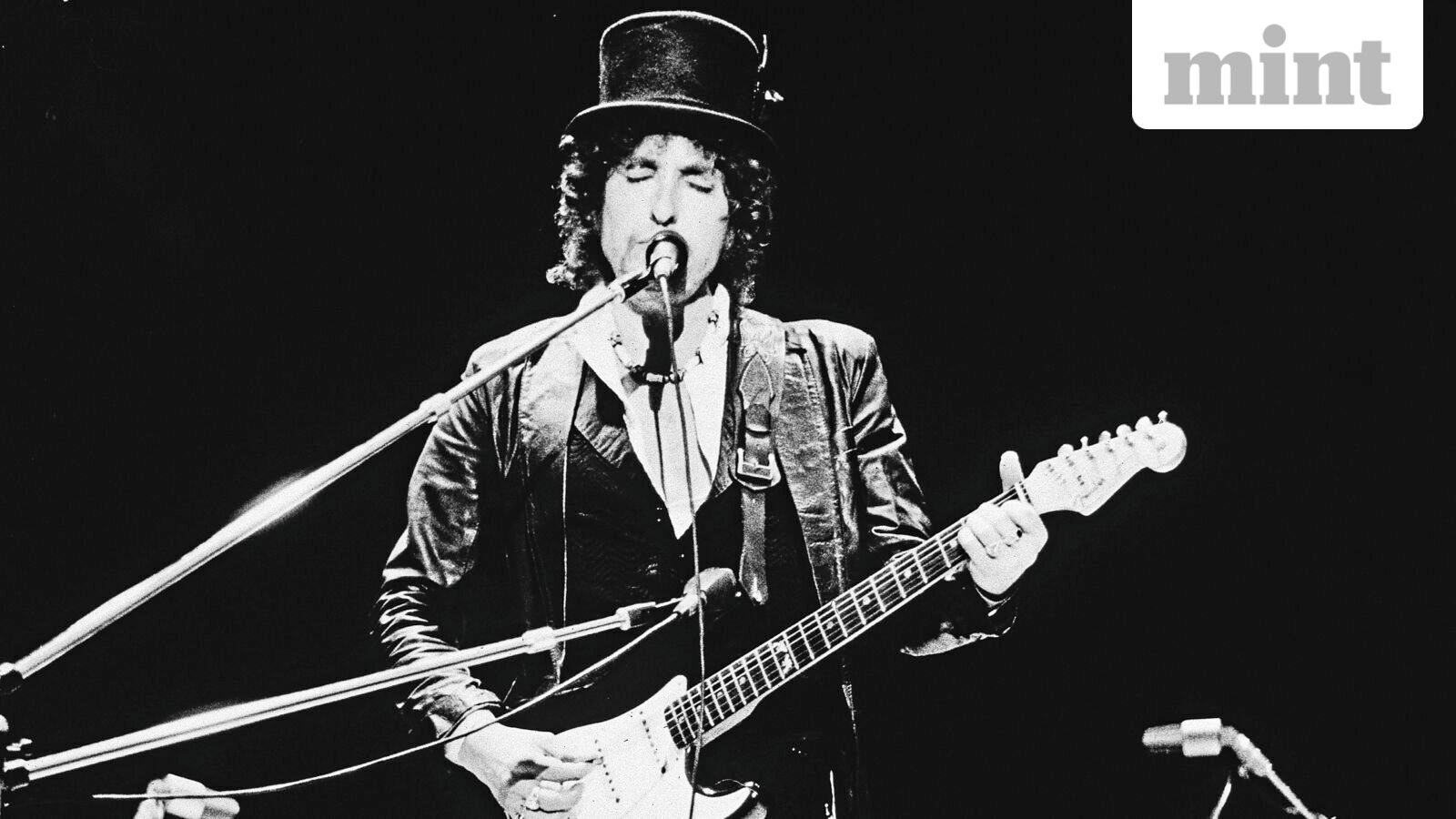 Quote of the Day: Bob Dylan’s timeless 1965 lesson on reading the signs of change: ‘You don’t need a weatherman…’