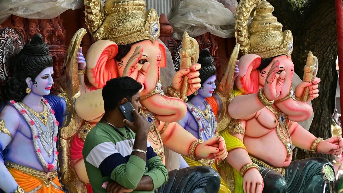 GBA bans POP idols ahead of Ganesh Chaturthi