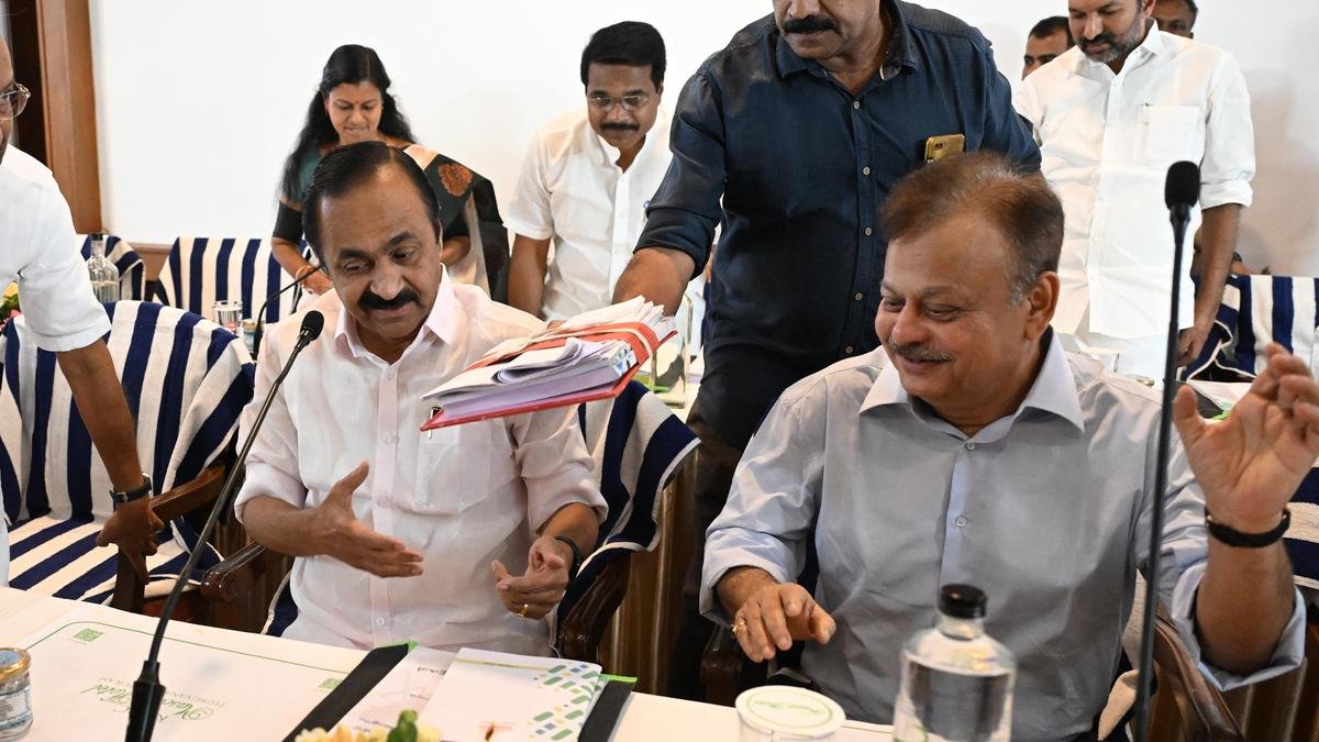 Vande Mataram row: Kerala’s UDF govt. again faces allegations of toeing the RSS line