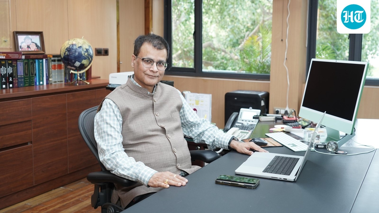 Govt extends ED director Rahul Navin's tenure by 1 year