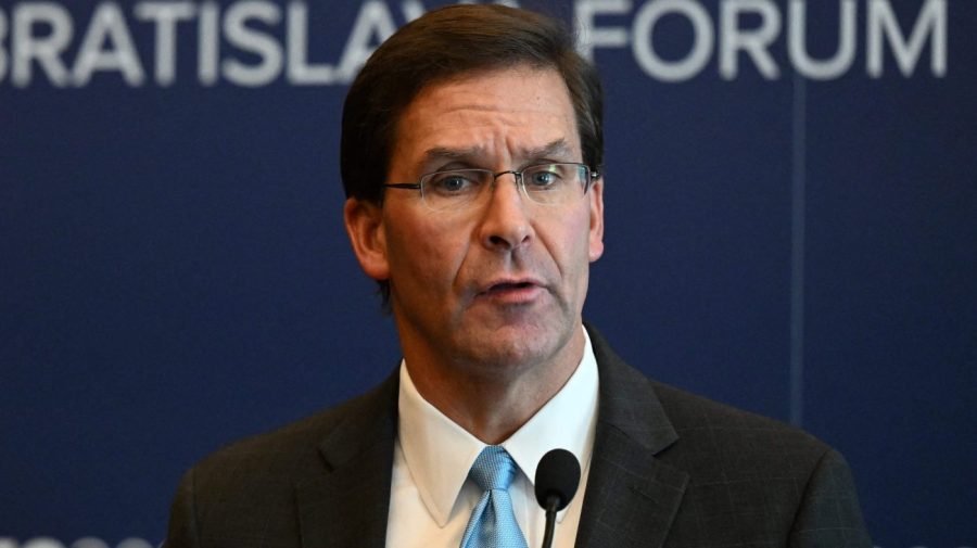 Former Defense Secretary says Iran ‘emboldened’ by conflict, ignoring Trump threats