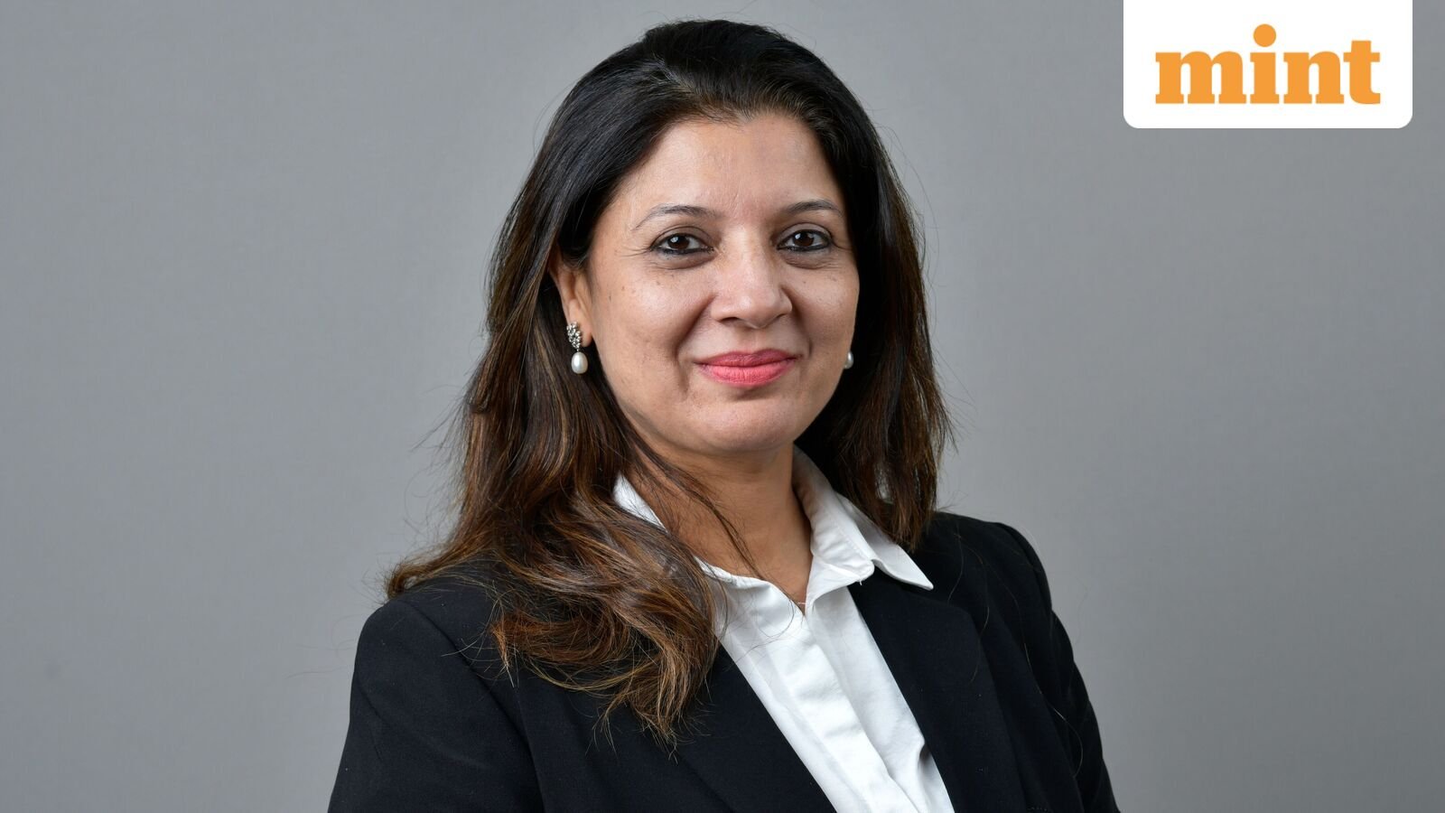 Buy or sell: Gift Nifty signals a flat start. Vaishali Parekh recommends three intraday stocks to buy today