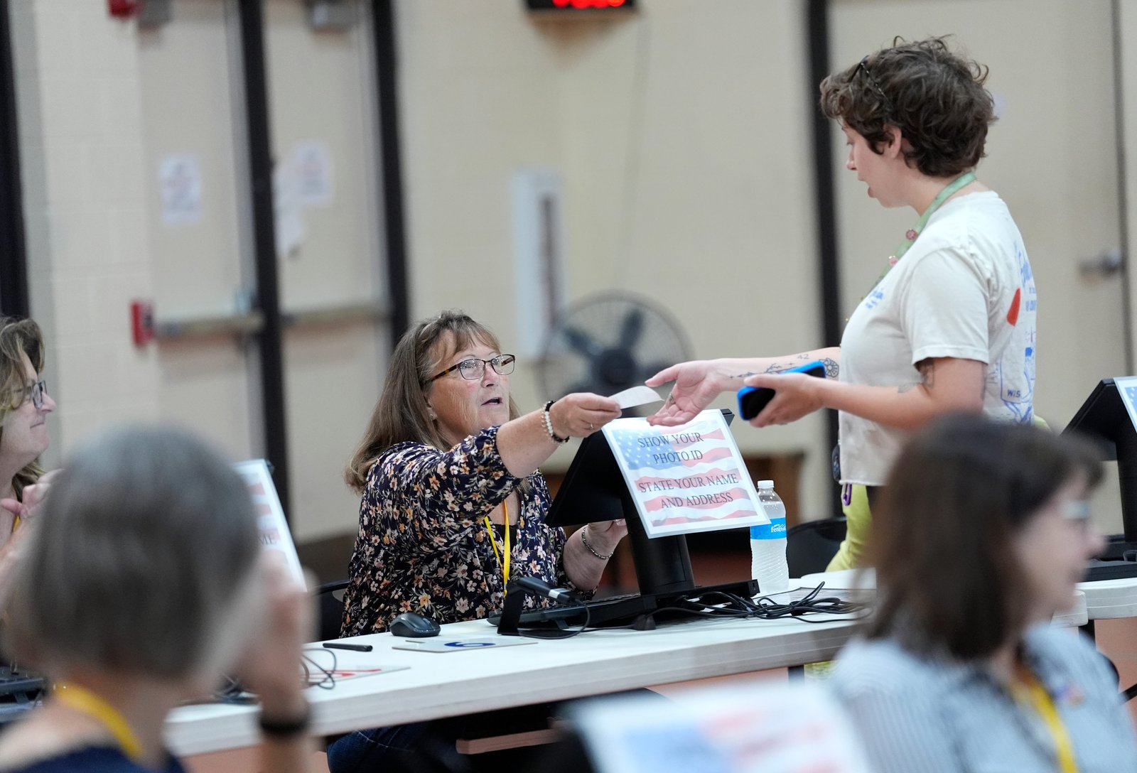 Tornado damage in Appleton-Menasha area doesn't hamper voter turnout