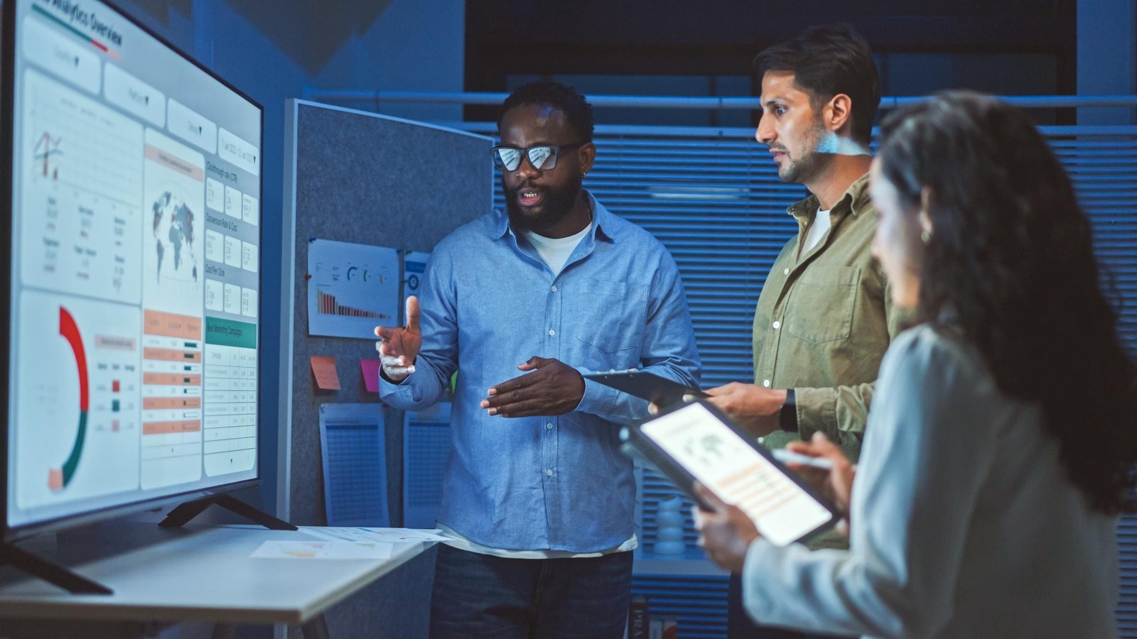 Real-World Experience Is A Hedge Against AI Displacement, Study Suggests